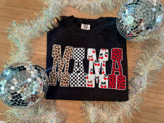 "MAMA"Graphic Tee